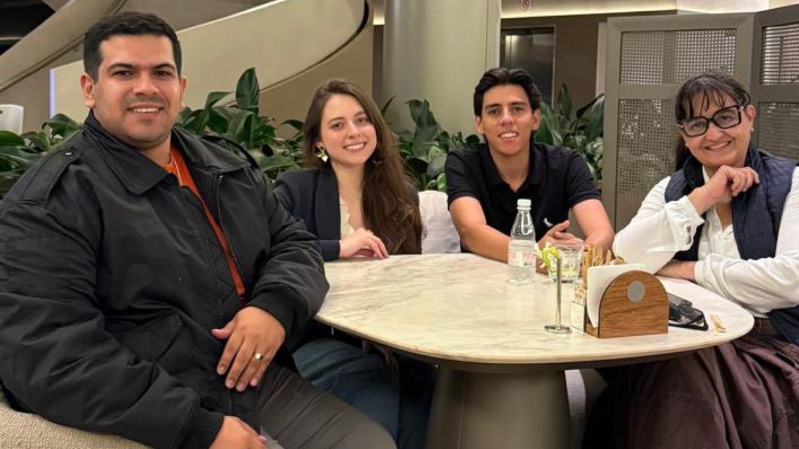 PRESIDENTE FERNANDO SILVA CONHECE PROJETO VOLTADO À INFÂNCIA E À ADOLESCÊNCIA NO PARANÁ