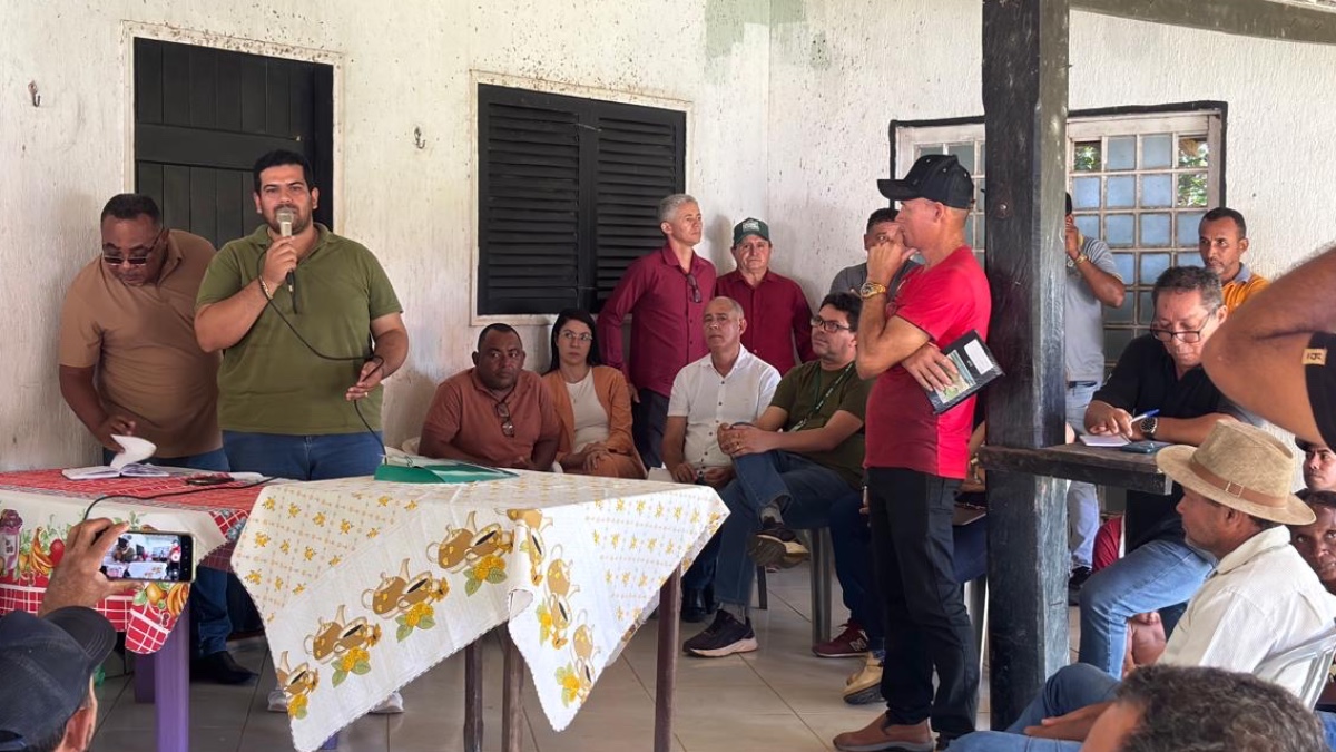 Câmara de Vereadores de Couto Magalhães faz presença em reunião no PA Morrinhos